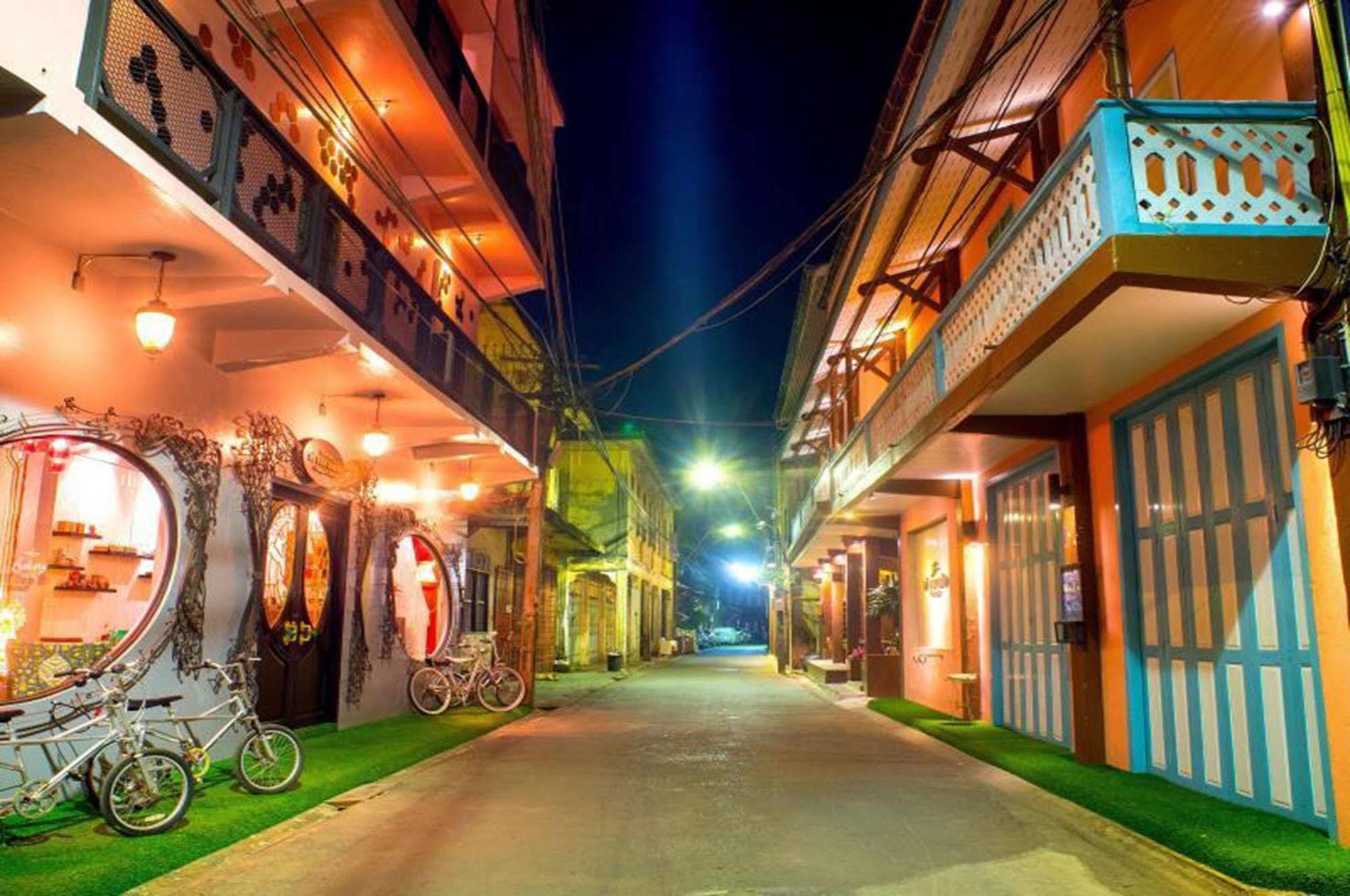 タマジュン ホテル チャンタブリー エクステリア 写真